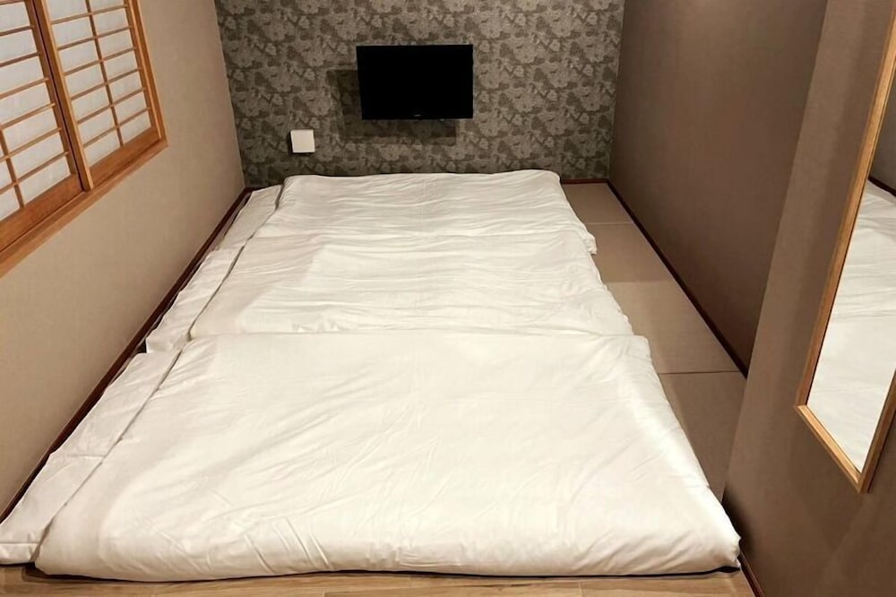 2F (2p) 客室6 | 旅館「禅」阿佐ヶ谷 by Tranova