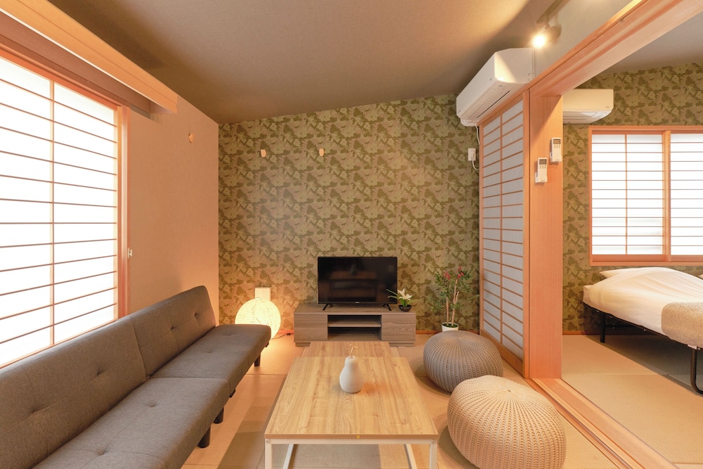 内装1 | 旅館「禅」阿佐ヶ谷 by Tranova