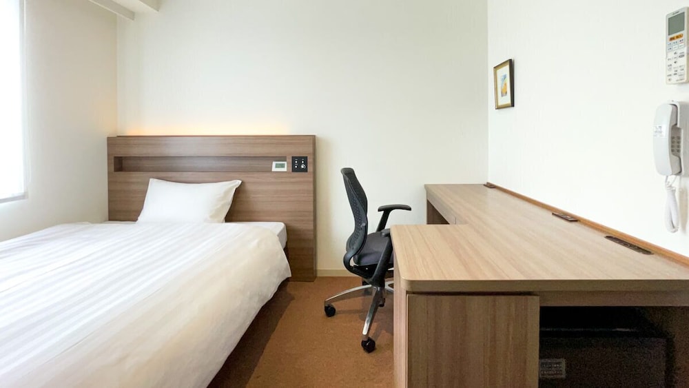 デラックス ダブルルーム (1 名様利用) ダブルベッド 1 台 禁煙 浴槽 客室1 | ホテルグリーンコア 坂東