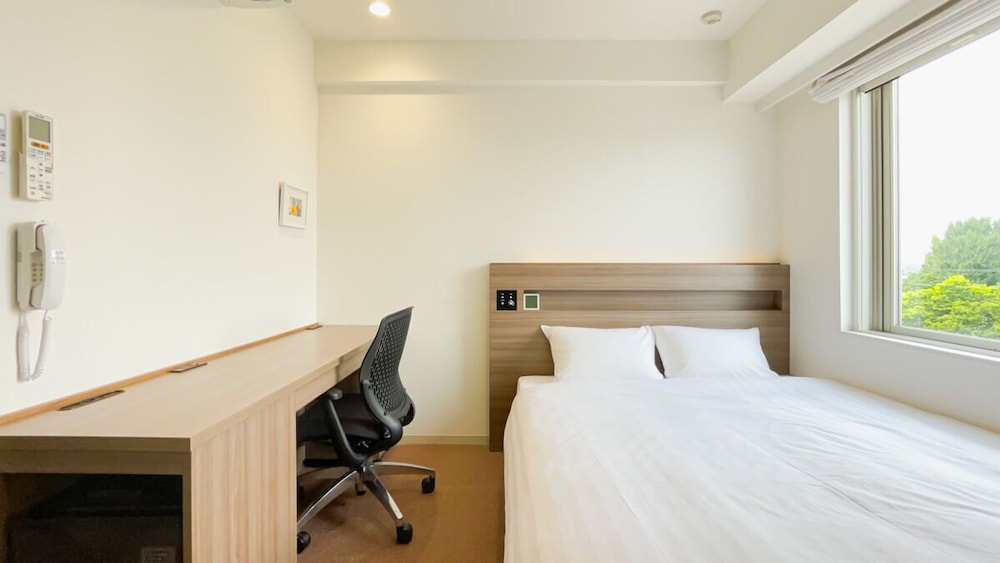 スタンダード ダブルルーム クイーンベッド 1 台 喫煙可 浴槽 客室2 | ホテルグリーンコア 坂東