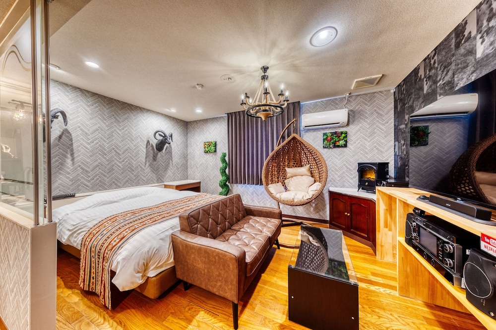 デラックス ルーム 客室2 | ホテル ロータス 盛岡店 - 大人限定