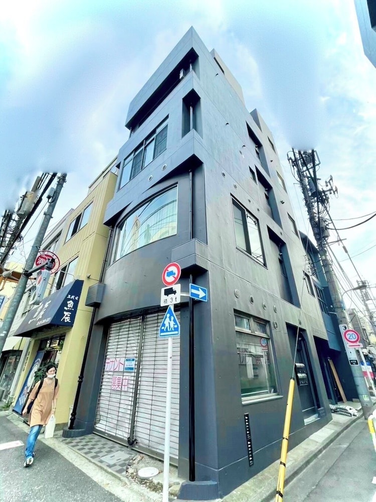Acoustic GARAGE