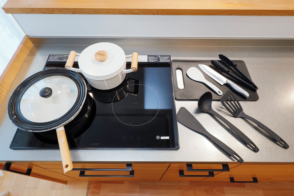 ベーシック アパートメント 専用キッチン1 | Convertel Daita Setagaya Daita by Tranova