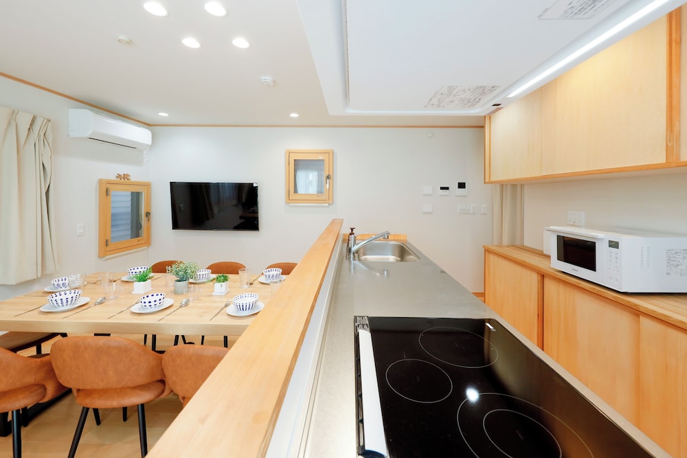 ベーシック アパートメント 専用キッチン4 | Convertel Daita Setagaya Daita by Tranova