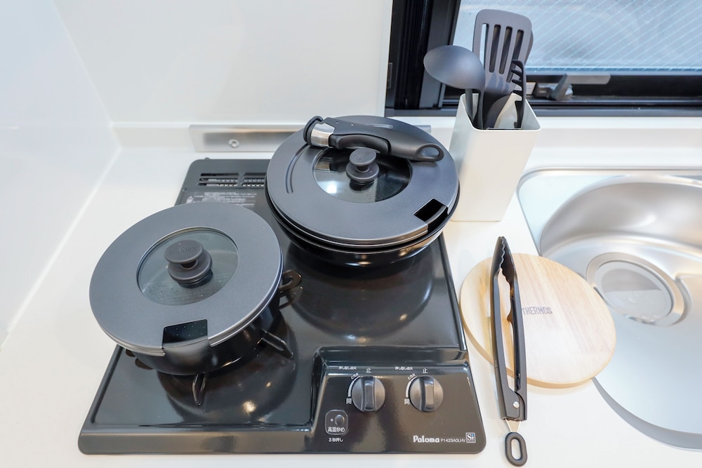 A/3名収容 禁煙 専用キッチン2 | 世田谷千利休マンション by Tranova