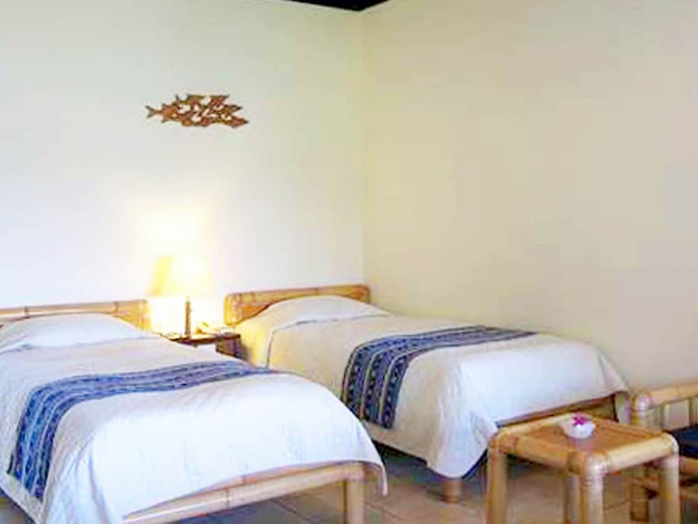 スーペリア ツインルーム パーシャル オーシャン ビュー 客室3 | ヴィラうなりざき