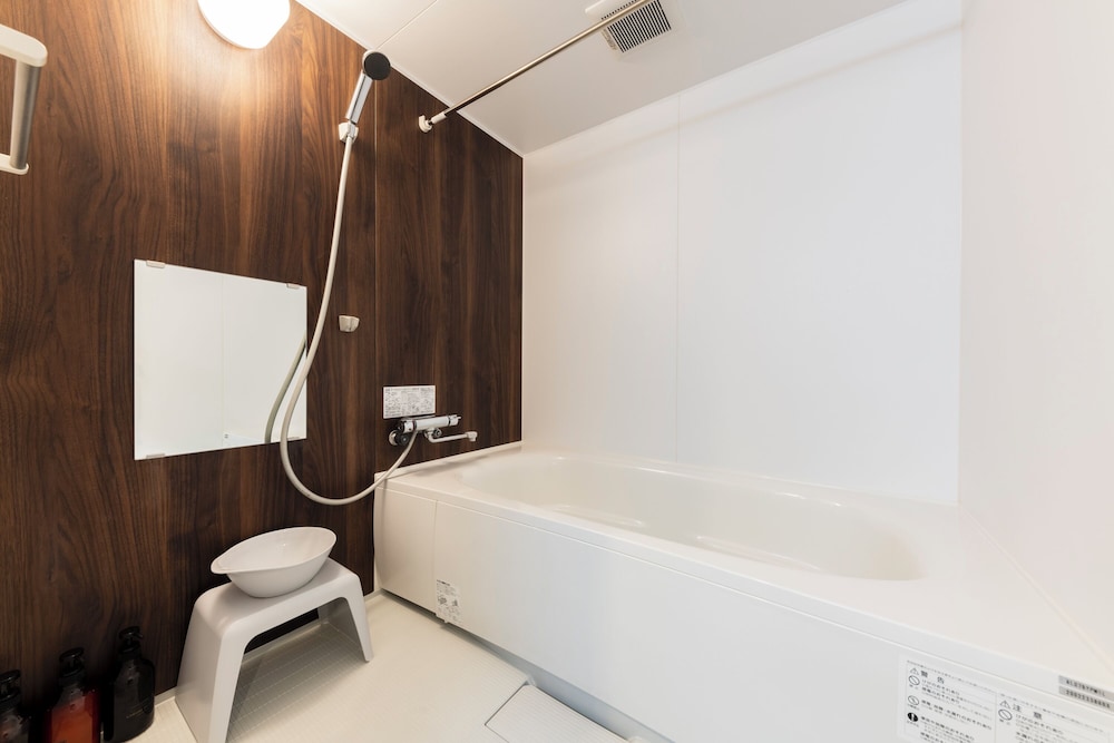 ベーシック アパートメント バスルーム1 | NOBLE