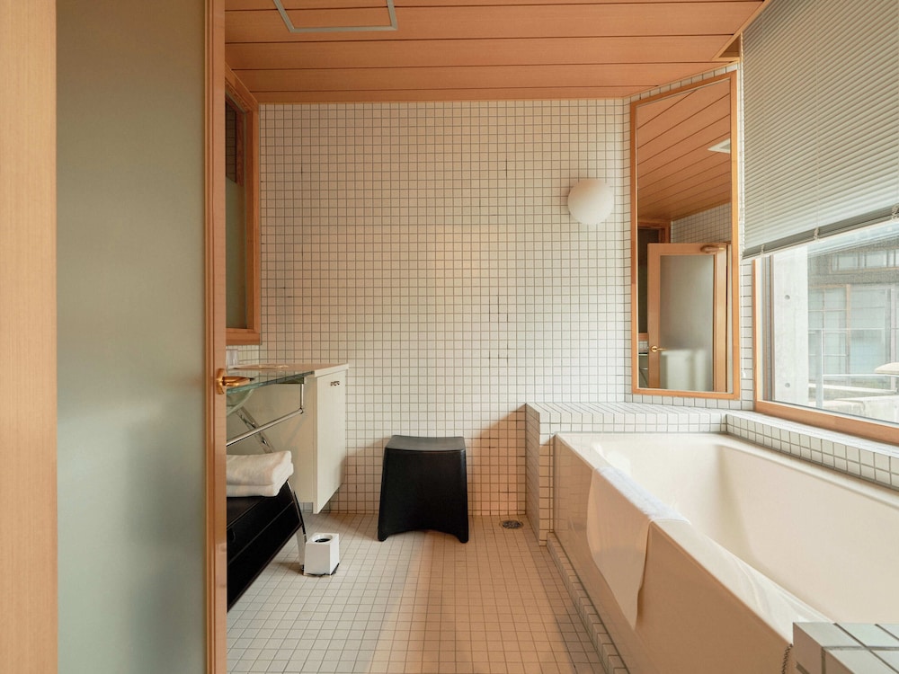 リビングツイン (セミダブル2台) 禁煙 バスルーム5 | Tabist海宝樓 小樽