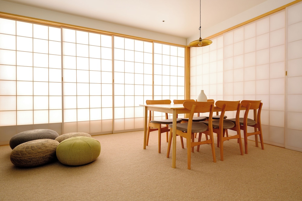 2F -Fusuma- リビング エリア3 | M/W HOTEL