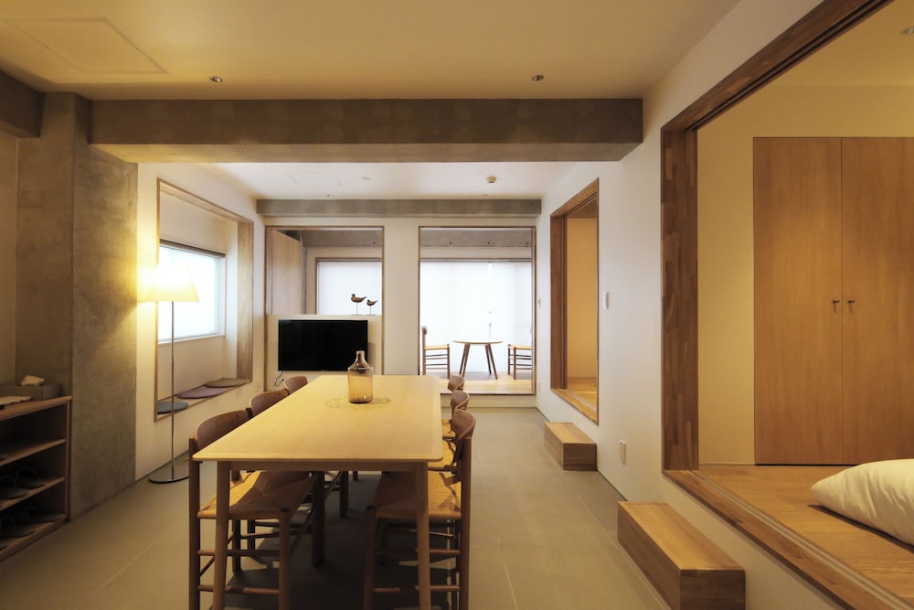 4F -Tsuzukima- リビング エリア8 | M/W HOTEL