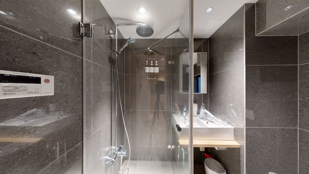 1F -To-ridoma- バスルーム1 | M/W HOTEL