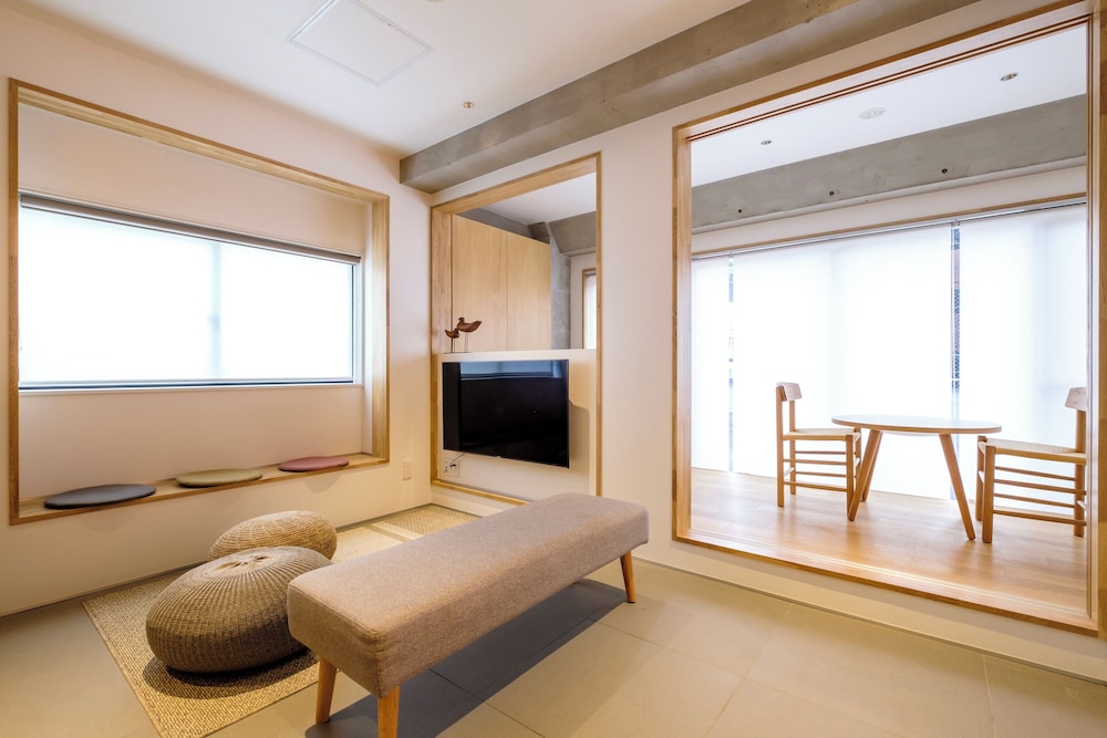 4F -Tsuzukima- リビング エリア3 | M/W HOTEL