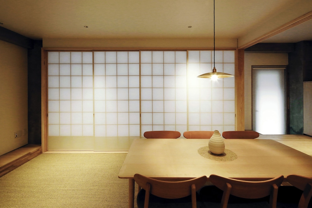 2F -Fusuma- リビング エリア1 | M/W HOTEL