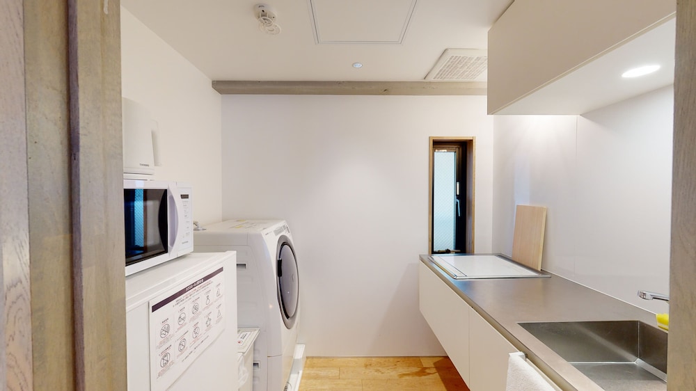 5F -Engawa + Rooftop Terrace- 専用キッチン0 | M/W HOTEL