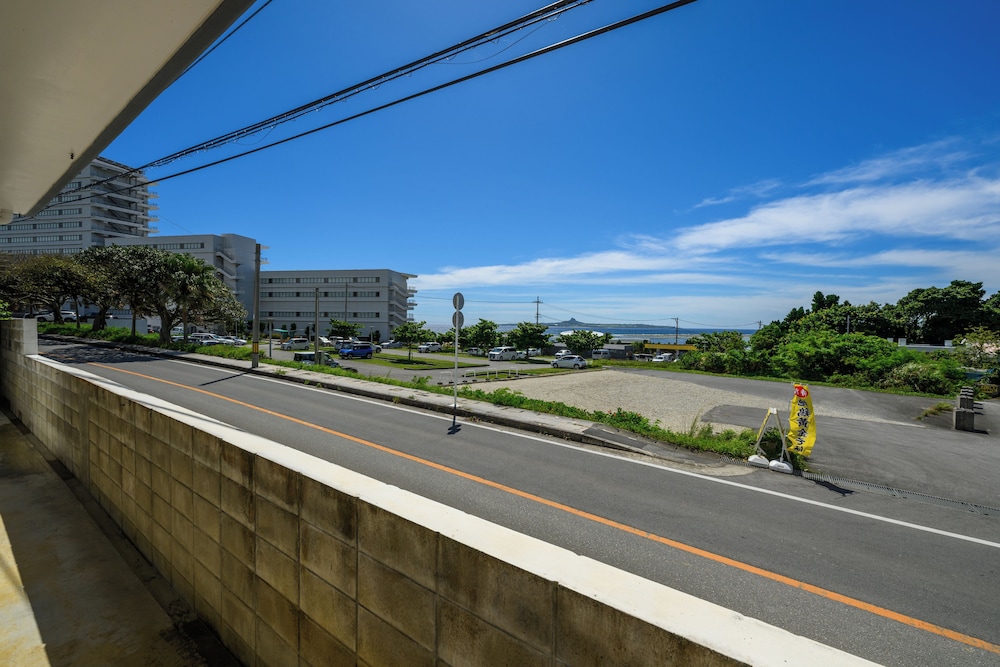 アパートメント バルコニーからの眺望0 | オーシャンビューテラス BISE 1F