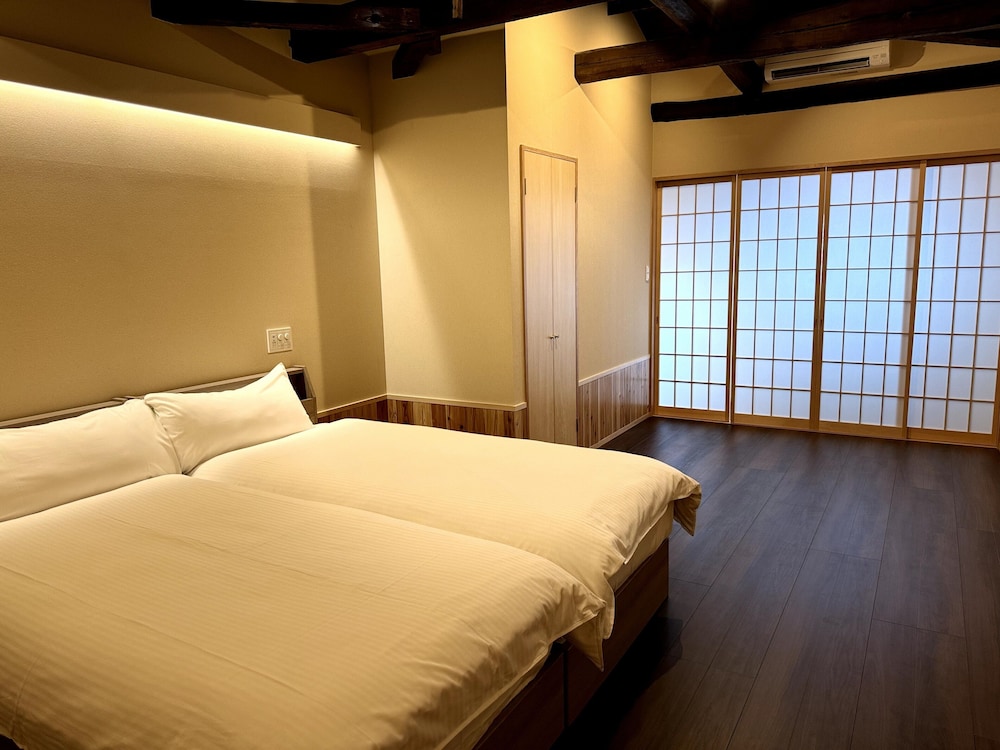 クラシック ヴィラ 客室1 | 奈良旅館 VILLA ・ West