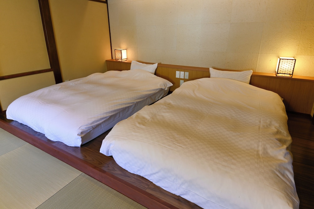 コンフォート ツインルーム 客室2 | みやこわすれの宿 こおろぎ楼