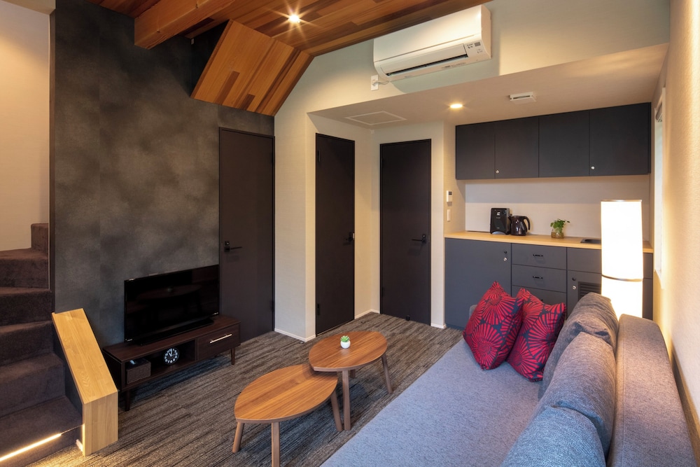 デラックス スイート 客室1 | ホテル仙石原５３３