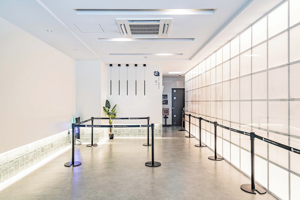 ロビー1 | 住一心斎橋店 | 住一心斎橋店