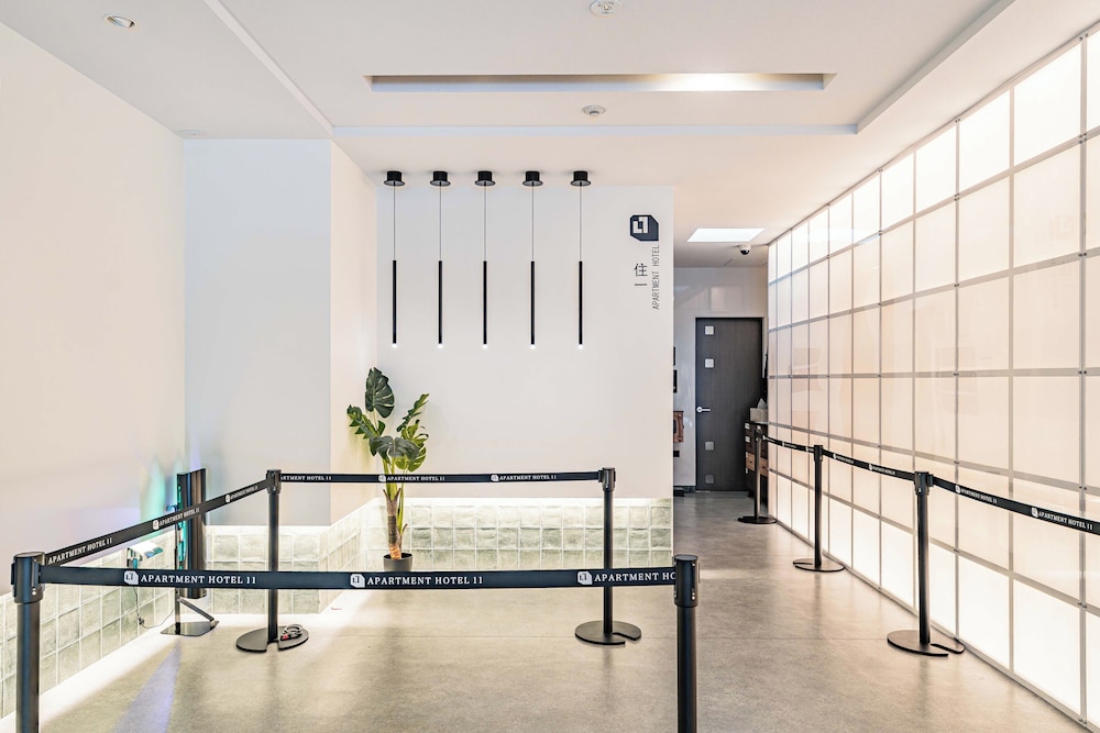 ロビー1 | 住一心斎橋店 ロビー1 | 住一心斎橋店