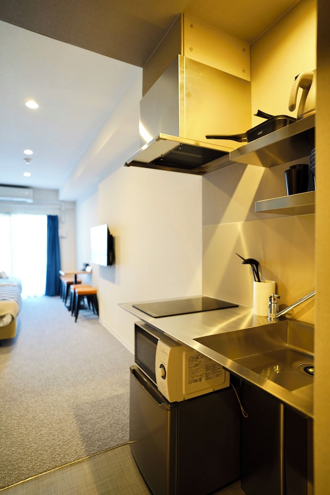 スイート ベッド (複数台) 禁煙 専用キッチン0 | 住一難波南新今宮店