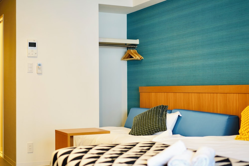 スイート ベッド (複数台) 禁煙 客室5 | 住一難波南新今宮店