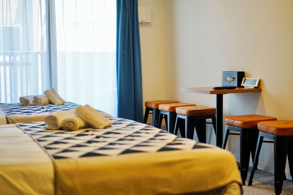 スイート ベッド (複数台) 禁煙 客室8 | 住一難波南新今宮店