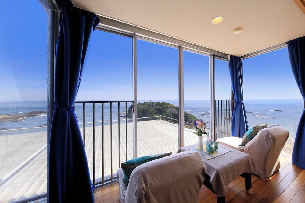 本館402〜404オーシャンビュー和洋室　ツインベッド 禁煙 客室5 | 博海温泉ホテル