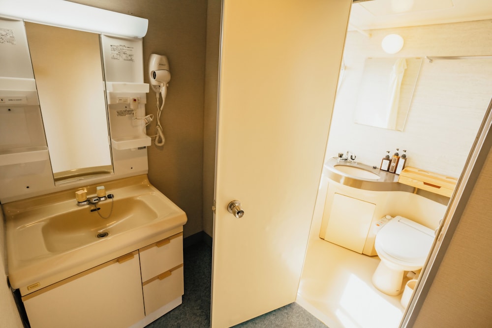 本館301洋室　ダブルベッドベッド 禁煙 客室1 | 博海温泉ホテル