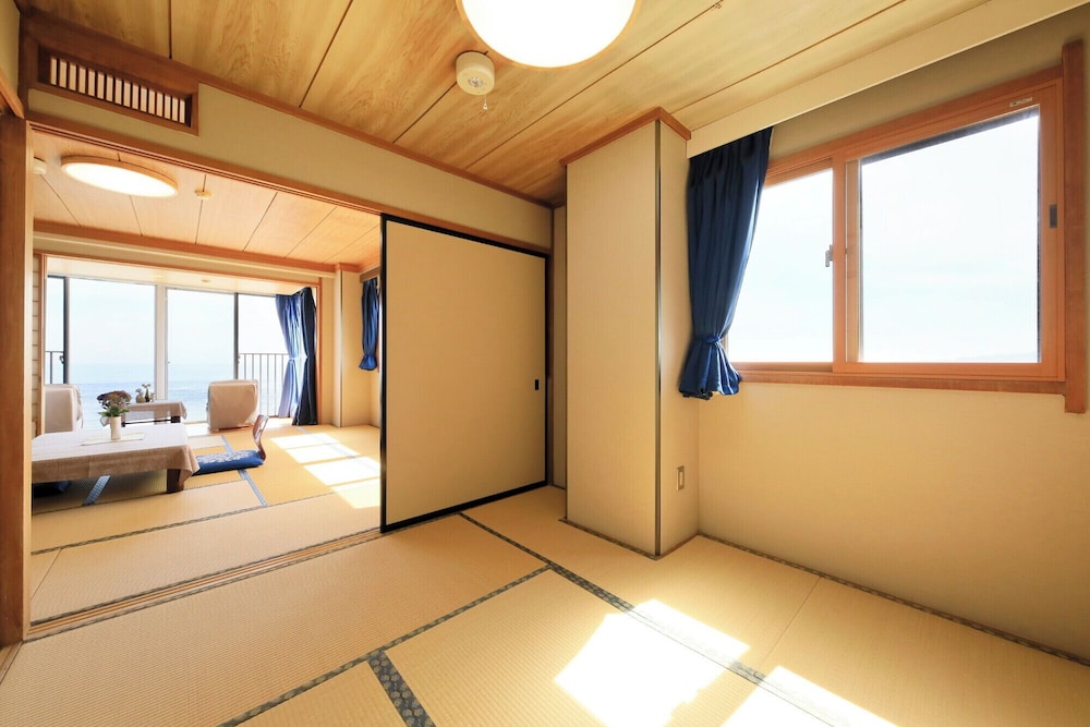 本館501、601オーシャンビュー和室12畳 次の間付 禁煙 客室4 | 博海温泉ホテル