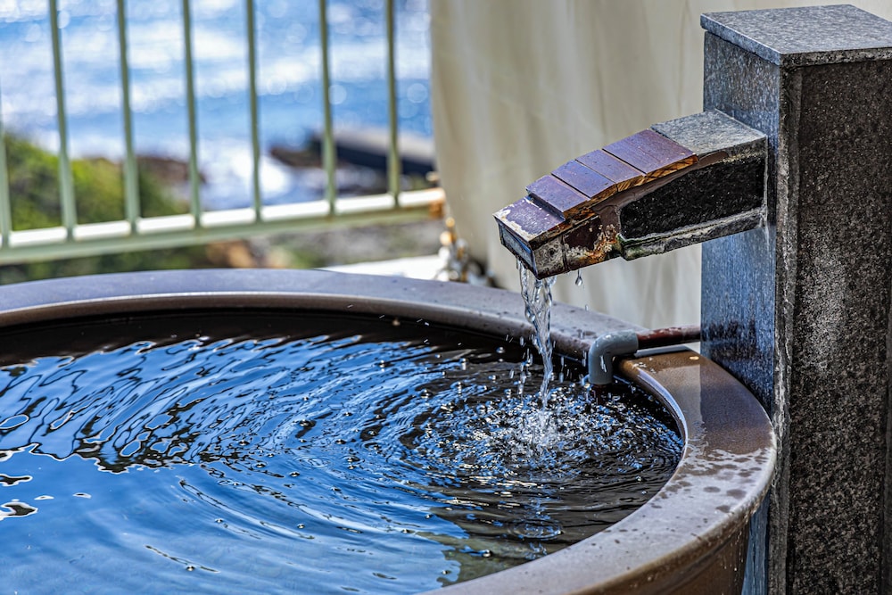 本館303〜305オーシャンビュー和洋室　露天風呂付 禁煙 客室12 | 博海温泉ホテル