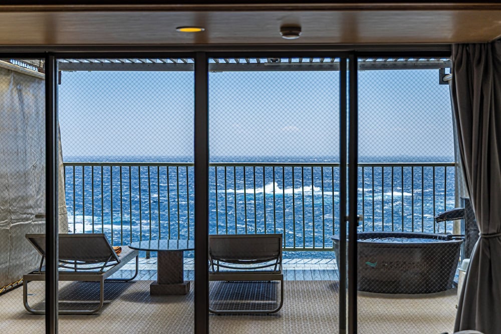 本館303〜305オーシャンビュー和洋室　露天風呂付 禁煙 客室11 | 博海温泉ホテル