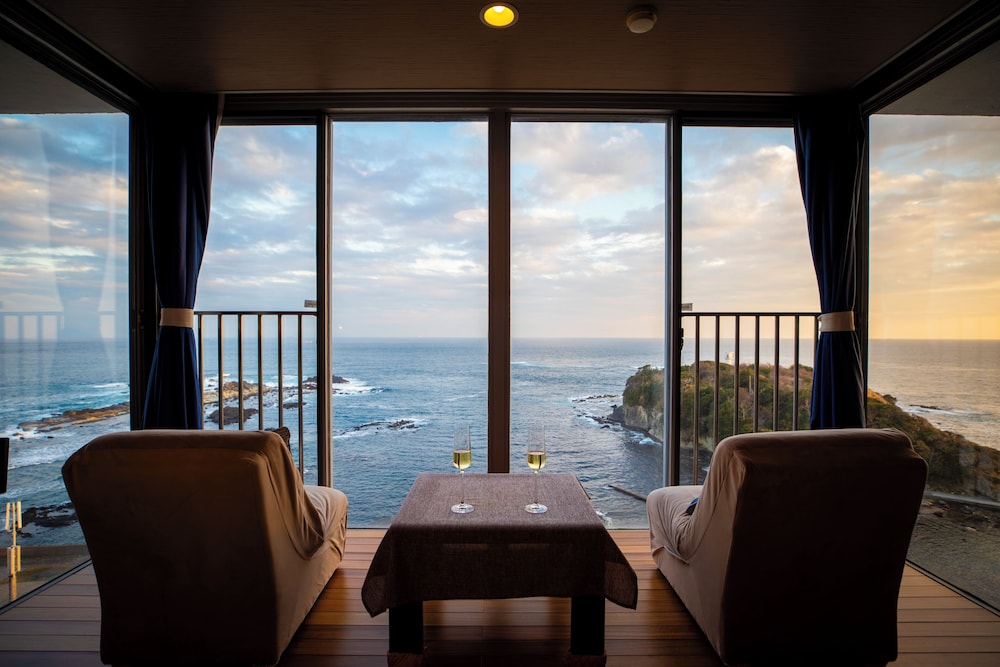 本館502〜604オーシャンビュー10畳和室 禁煙 客室16 | 博海温泉ホテル