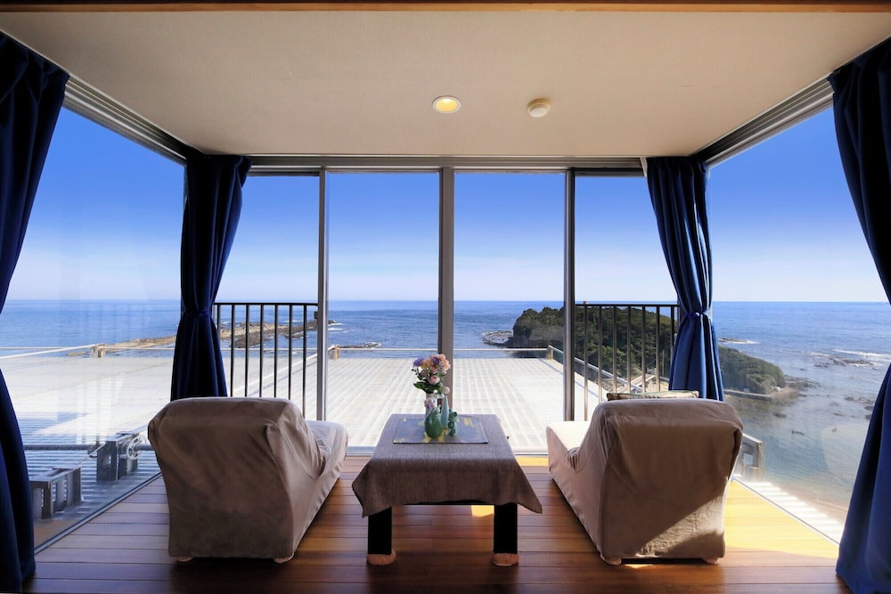 本館402〜404オーシャンビュー和洋室　ツインベッド 禁煙 客室2 | 博海温泉ホテル