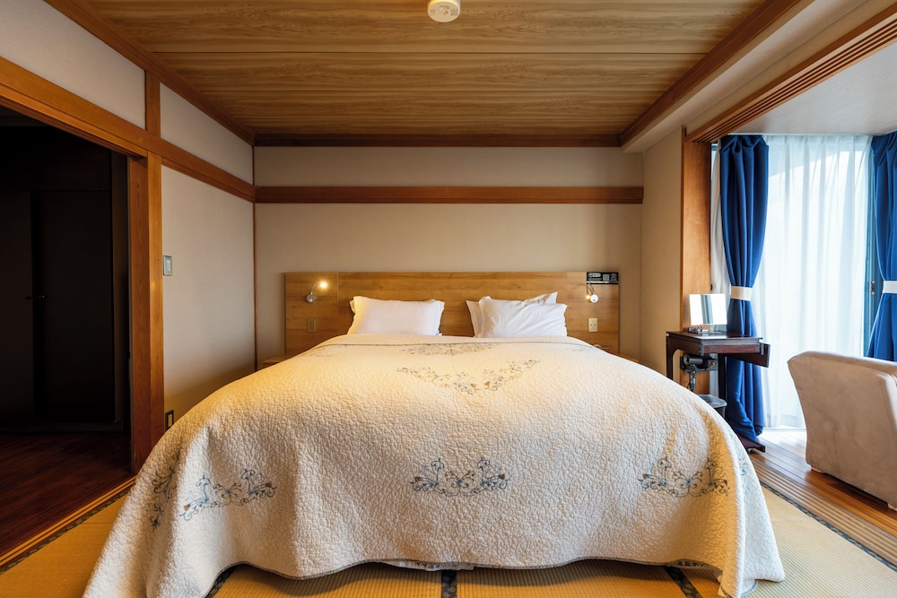 本館502〜604オーシャンビュー10畳和室 禁煙 客室15 | 博海温泉ホテル