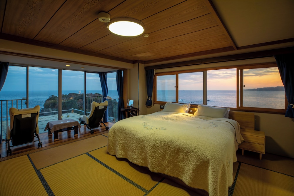 本館401オーシャンビュー和洋室ツインベッド、次の間付 禁煙 客室15 | 博海温泉ホテル