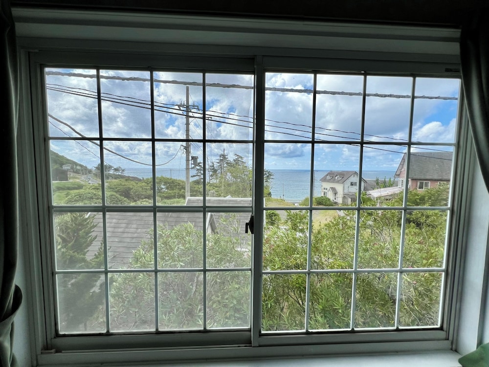 ベーシック コテージ バルコニー オーシャンビュー 客室8 | レンタルコテージ　サントロペ