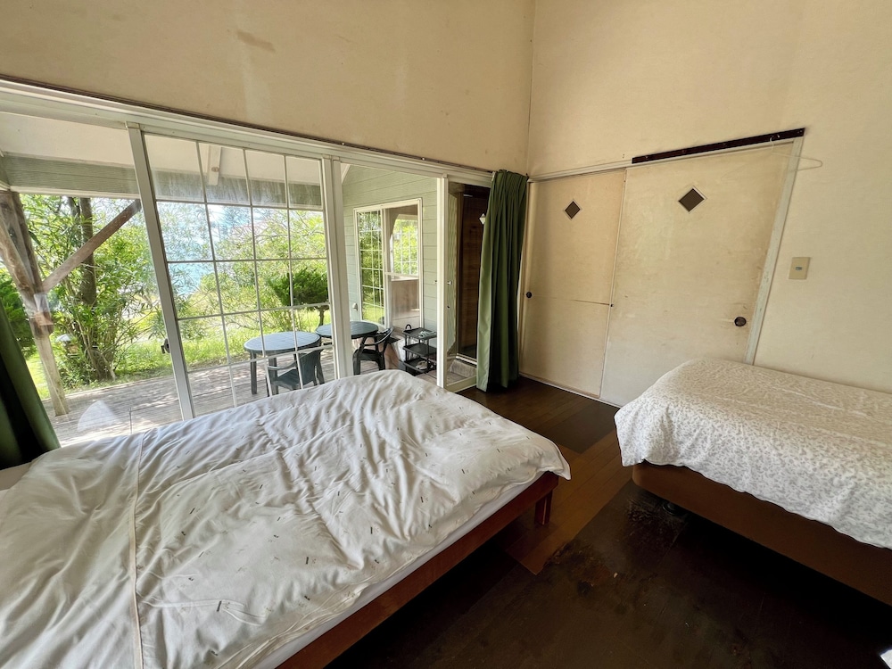 ベーシック コテージ バルコニー オーシャンビュー 客室1 | レンタルコテージ　サントロペ