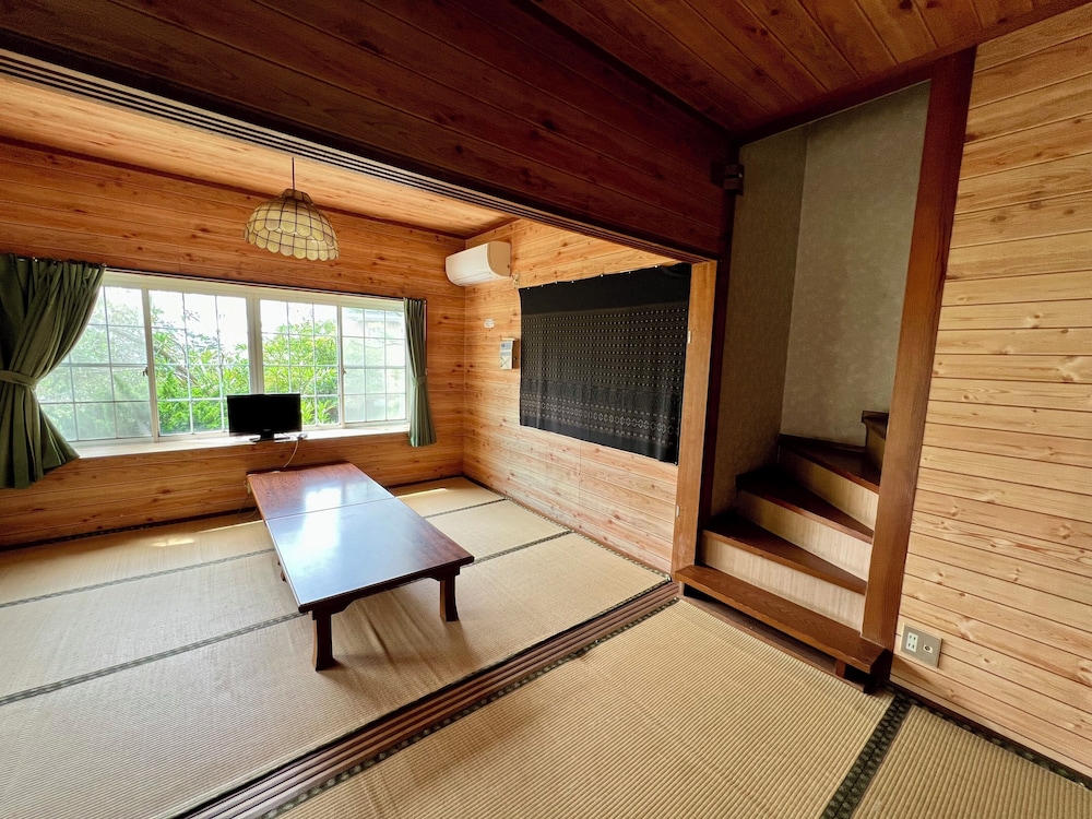 ベーシック コテージ バルコニー オーシャンビュー 客室4 | レンタルコテージ　サントロペ