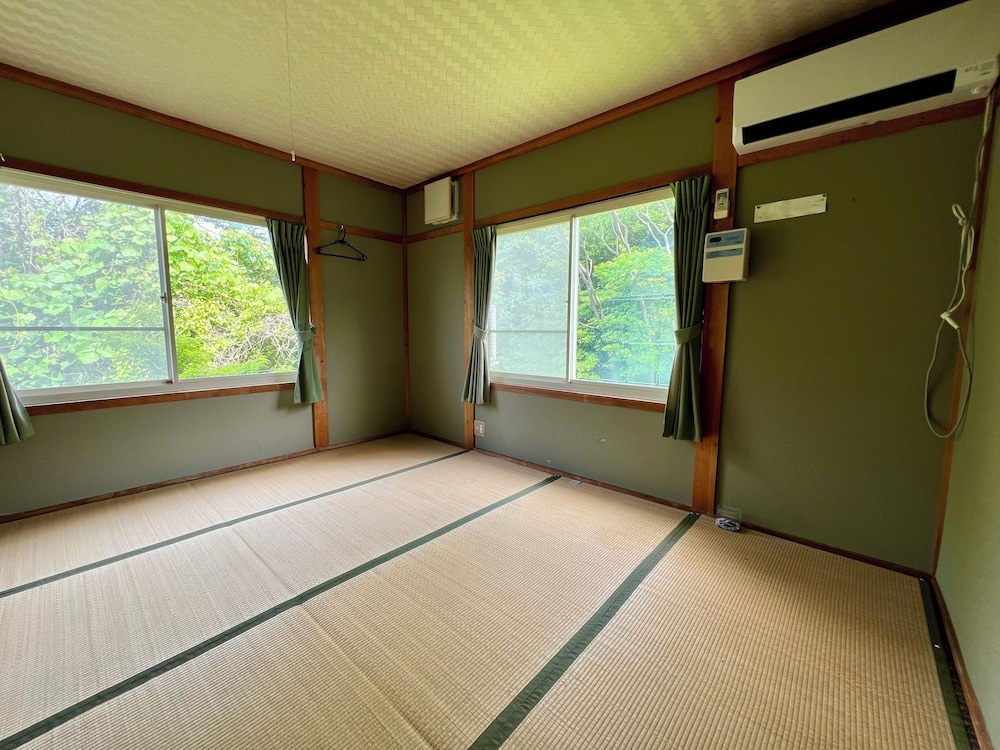 ベーシック コテージ 客室1 | レンタルコテージ　サントロペ