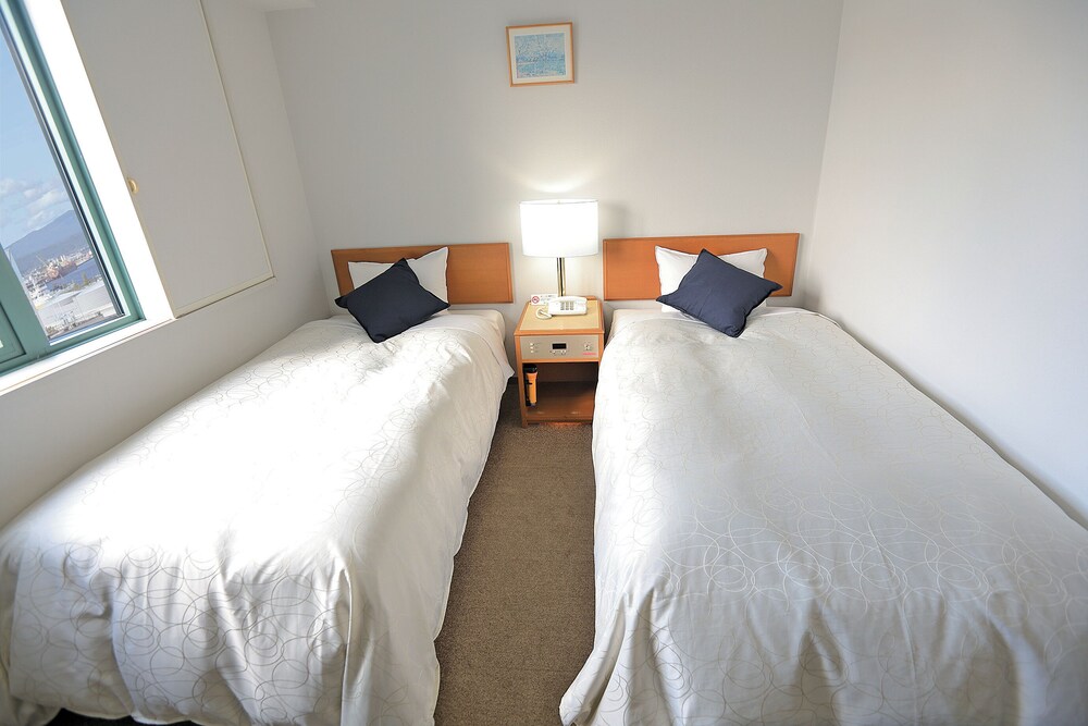 デラックス ツインルーム 2 ベッドルーム 客室2 | 青森フォレストホテル アネックス