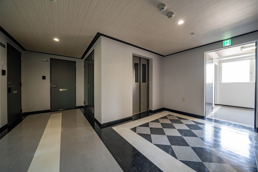 施設の正面1 | Norwegian Wood 303