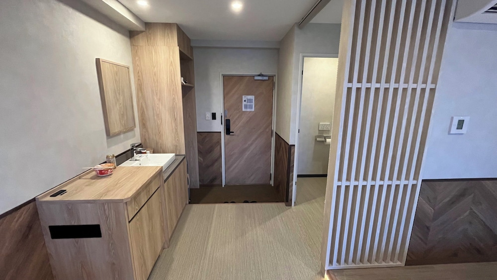 スタンダード ツインルーム ガーデンビュー 客室2 | Luana Hasunuma HOTEL&CAFE