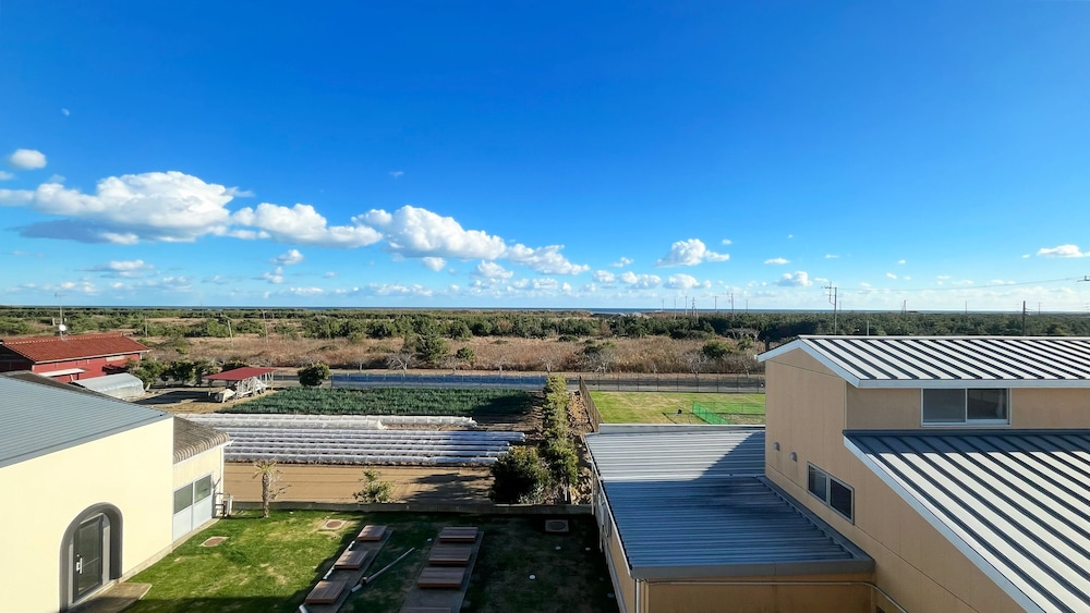 スタンダード ツインルーム ガーデンビュー ガーデン ビュー0 | Luana Hasunuma HOTEL&CAFE