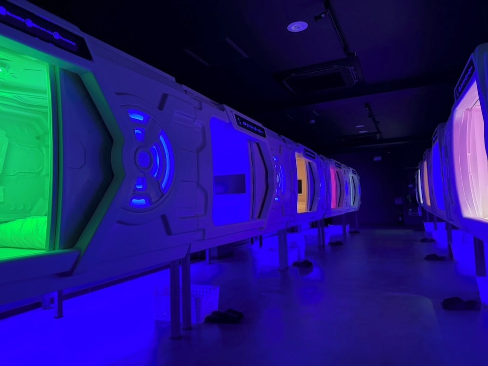 スタンダード ダブルカプセルルーム (1 名様利用) 禁煙 共用バスルーム 客室1 | HOTEL GALAXY POD