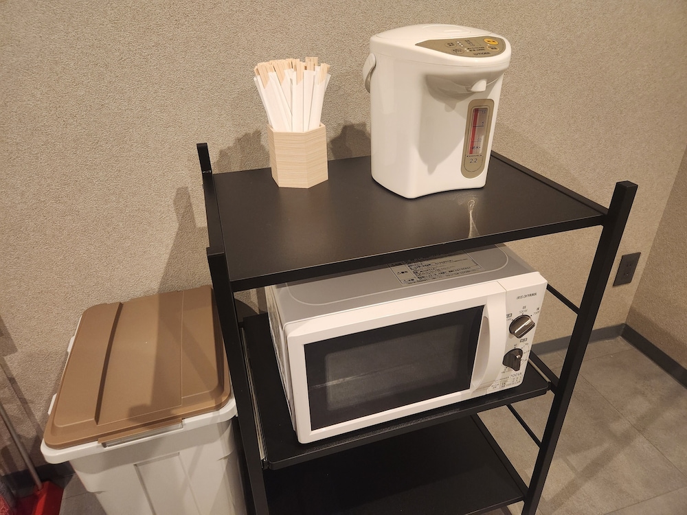 スタンダード ダブルカプセルルーム (1 名様利用) 禁煙 共用バスルーム 客室の設備とサービス2 | HOTEL GALAXY POD