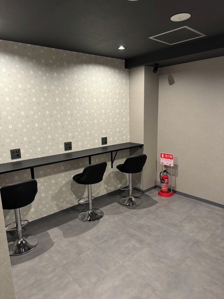 スタンダード ダブルカプセルルーム (1 名様利用) 禁煙 共用バスルーム 客室の設備とサービス3 | HOTEL GALAXY POD