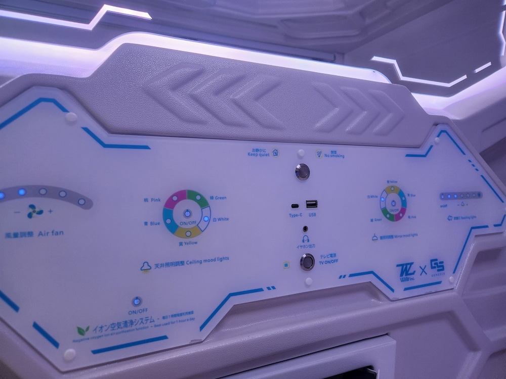 スタンダード ダブルカプセルルーム (1 名様利用) 禁煙 共用バスルーム 客室3 | HOTEL GALAXY POD