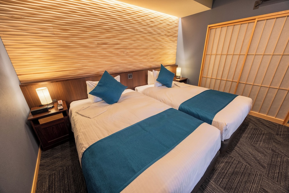 コンフォート コンドミニアム 1 ベッドルーム バルコニー ガーデンビュー 客室2 | 箱根仙石原の宿よいな