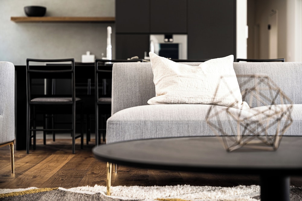 ヴィラ リビングルーム1 | Hiiragi by H2 Life